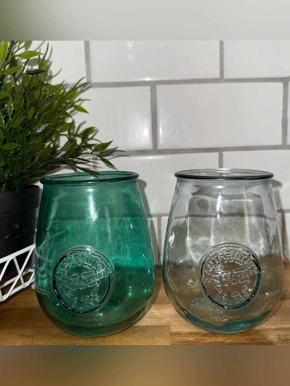 Set of 2 San Miguel authentic 100% recycled wine glasses